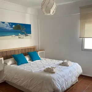 Piso En San Roque, Centro Neurálgico Del Campo De Gibraltar Apartamento